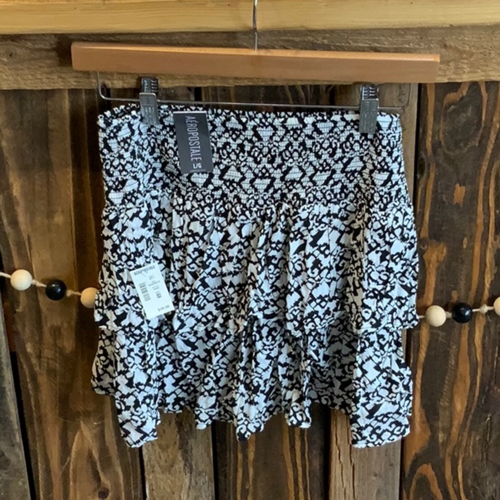 NWT Aeropostale Mini Skirt Size Large